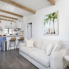 Cozy 1BD Bungalow 4 Houses from Beach w/ Deck & AC