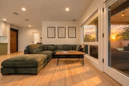 Lake Balboa Hideaway - Image 3
