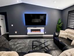 Luxury 4BR | 3 King beds + Hot Tub + EV Charger - Image 4