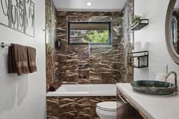 ৎ୭Cozy Oasis in Oakley w/ Basketball court &Pool - Image 5