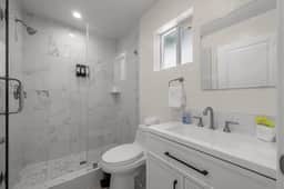 ৎ୭Modern Burbank Getawayৎ୭ - Image 5
