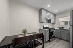 ৎ୭Relaxing Burbank Stay | 1BRৎ୭ - Image 3