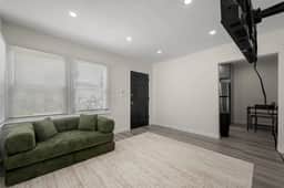 ৎ୭Modern Burbank Retreat | 1BRৎ୭ - Image 2