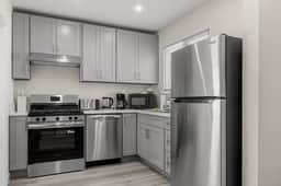 ৎ୭Burbank Haven | 3BR Unitৎ୭ - Image 4