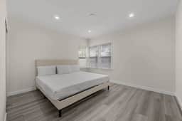 ৎ୭Burbank Haven | 3BR Unitৎ୭ - Image 5