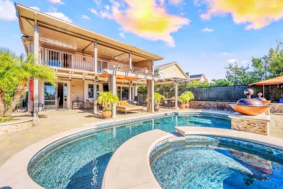 ৎ୭The safty paradiseৎ୭H/w Pool Jacuzzi, 4 bedrooms - Image 1