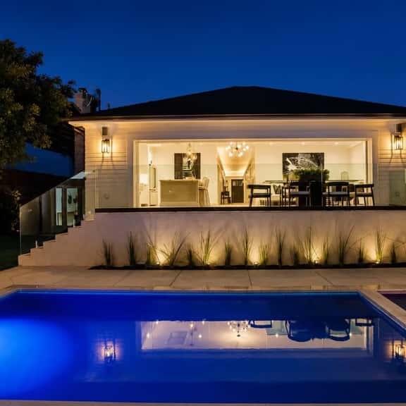 ৎ୭Luxury LA Estate with Pool & Rooftop ৎ୭ - Image 1