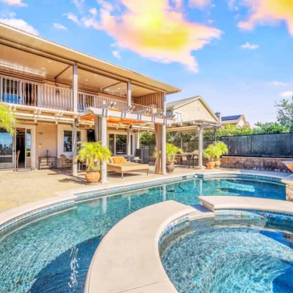 ৎ୭The safty paradiseৎ୭H/w Pool Jacuzzi, 4 bedrooms - Image 1