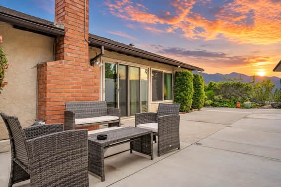 ৎ୭ Elm Mountain Viewৎ୭ Fire pit, quiet and more - Image 2