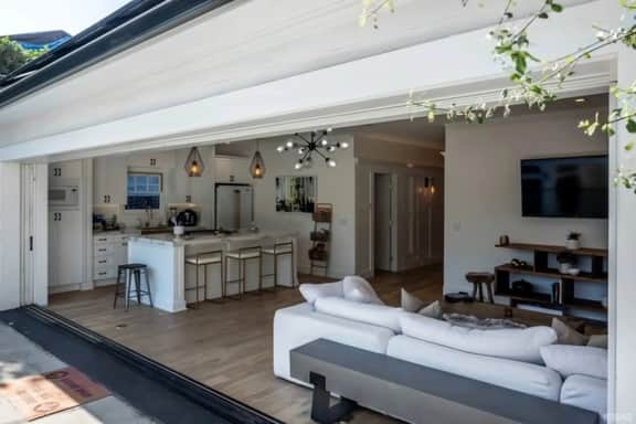 ৎ୭Luxury LA Estate with Pool & Rooftop ৎ୭ - Image 4