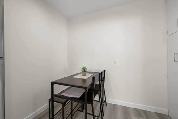 ৎ୭Modern Burbank Retreat | 1BRৎ୭ - Image 5